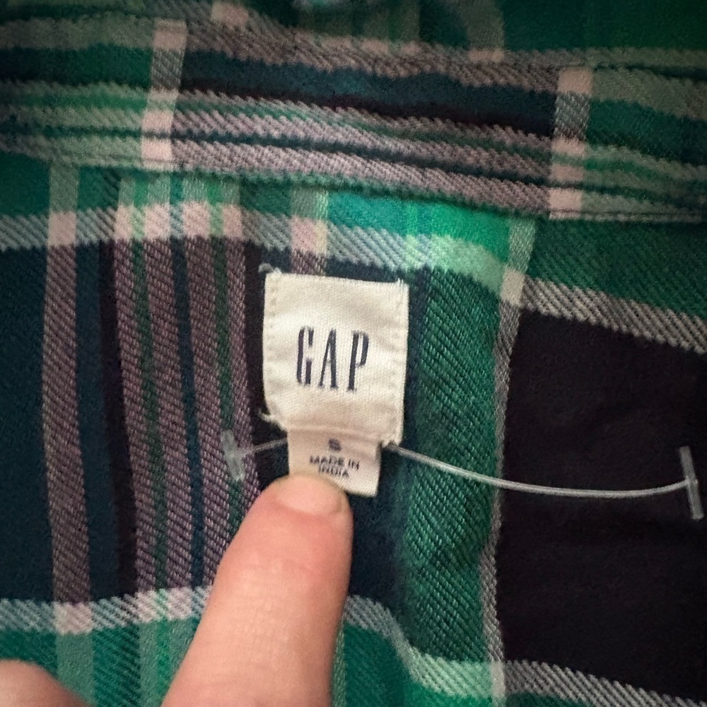 GAP Blue and Green flannel - Picture 2 of 3